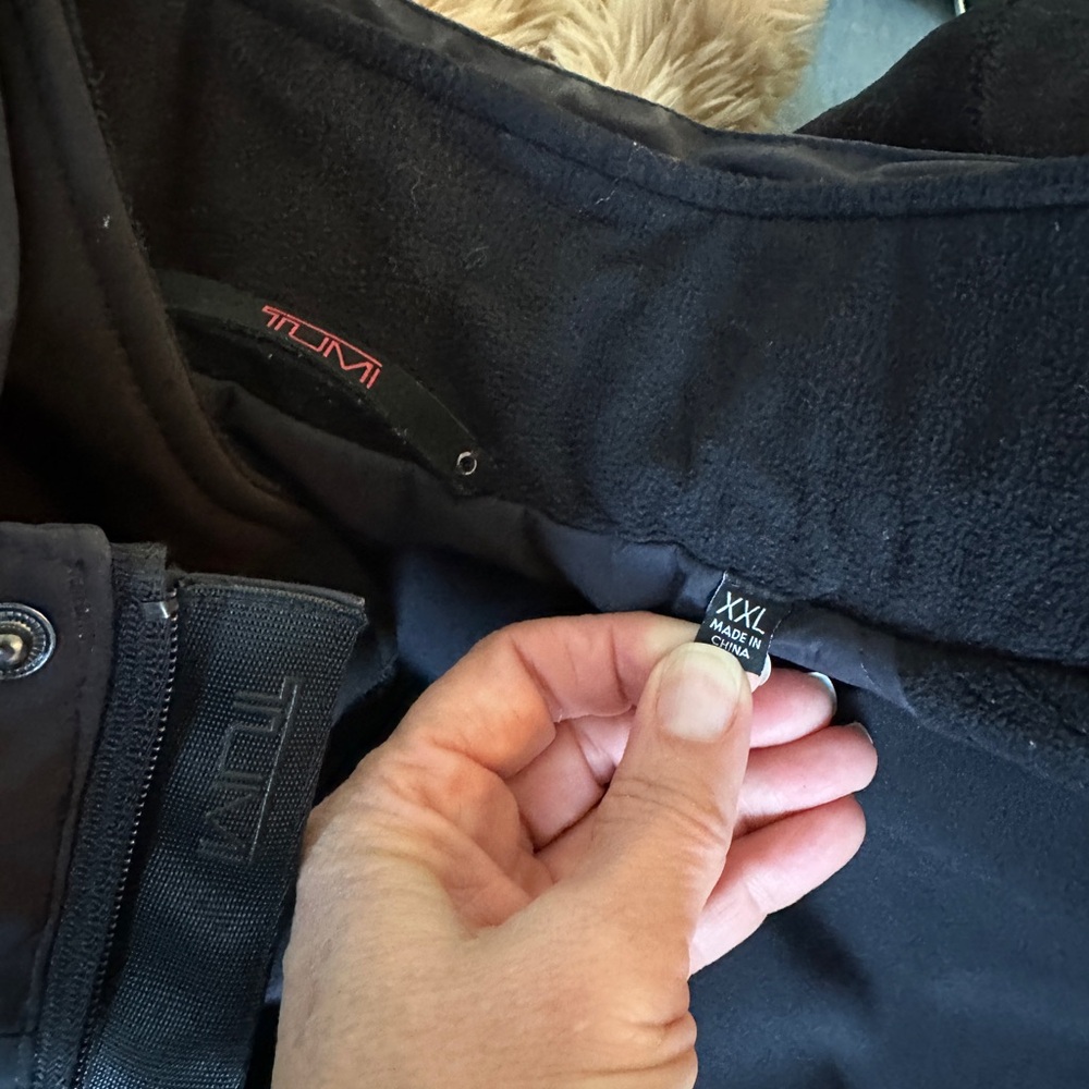 Tumi Men's  Black Insulated Weatherproof Coat - Picture 10 of 11
